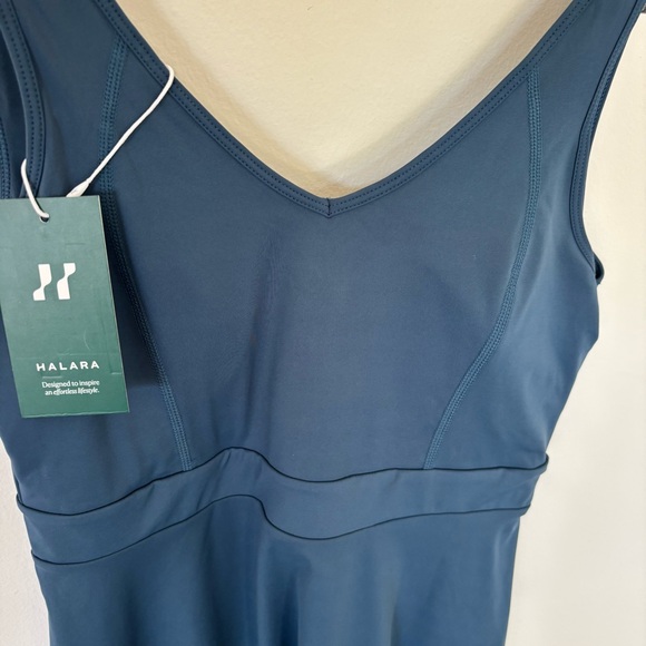 NWT HALARA Women's Athletic Dress with Shorts Size M - Picture 6 of 7